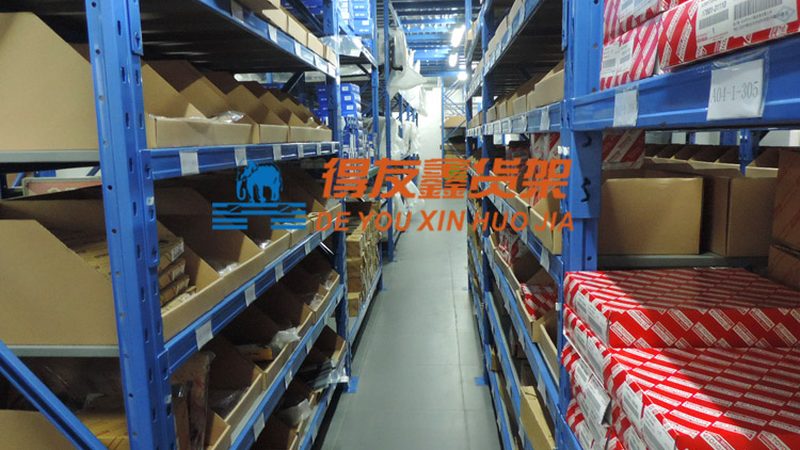 在众多汽车易损件品牌中，如何选择品质之选呢？以下是一些判断标准：